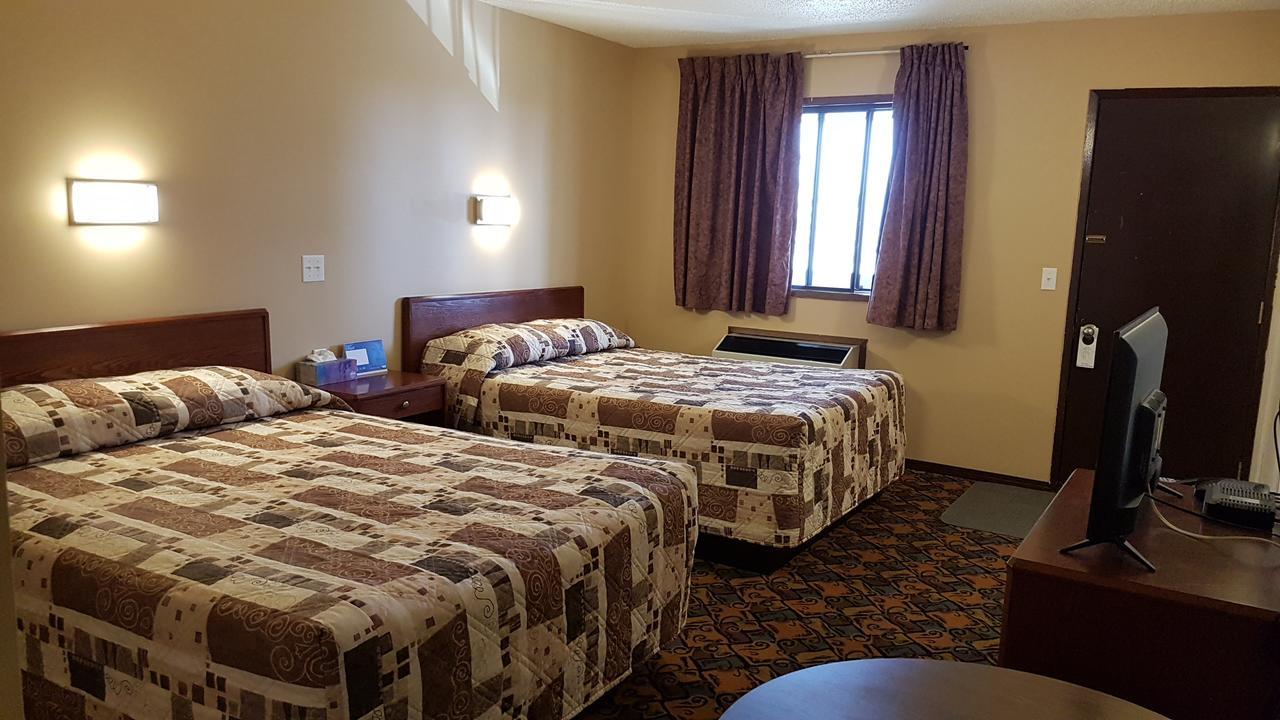 Golden West Motor Inn Carstairs Exterior photo